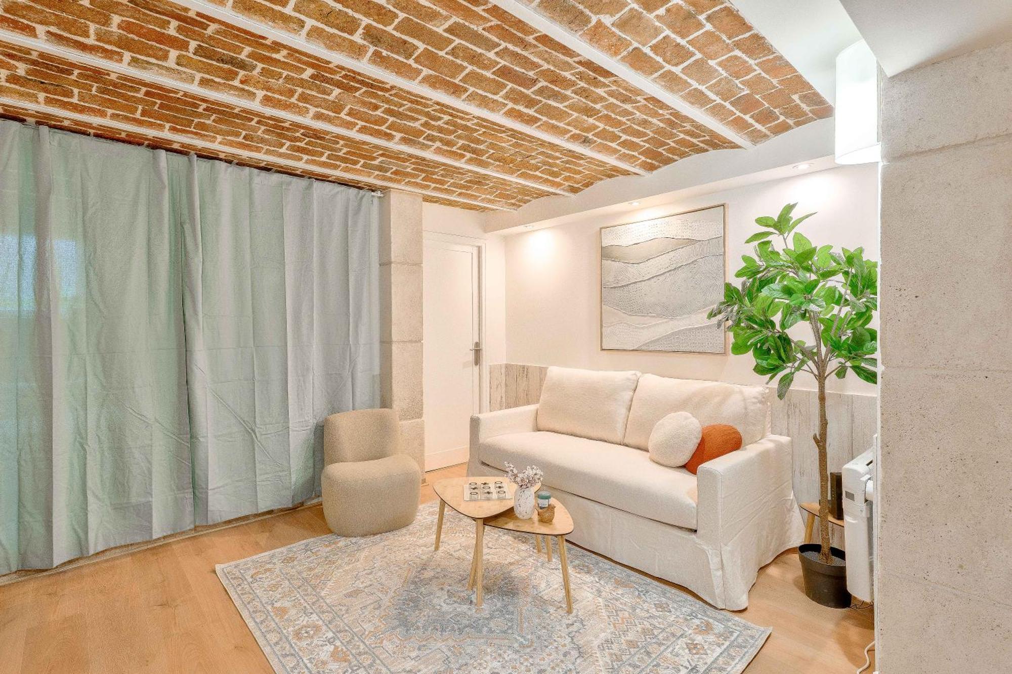 Gare En Face A Pied - Paris 10Mn - Parking Prive Gratuit - De 1 A 8 Personnes - Souplex - Tout Equipe - Entierement Renove Montmagny 외부 사진